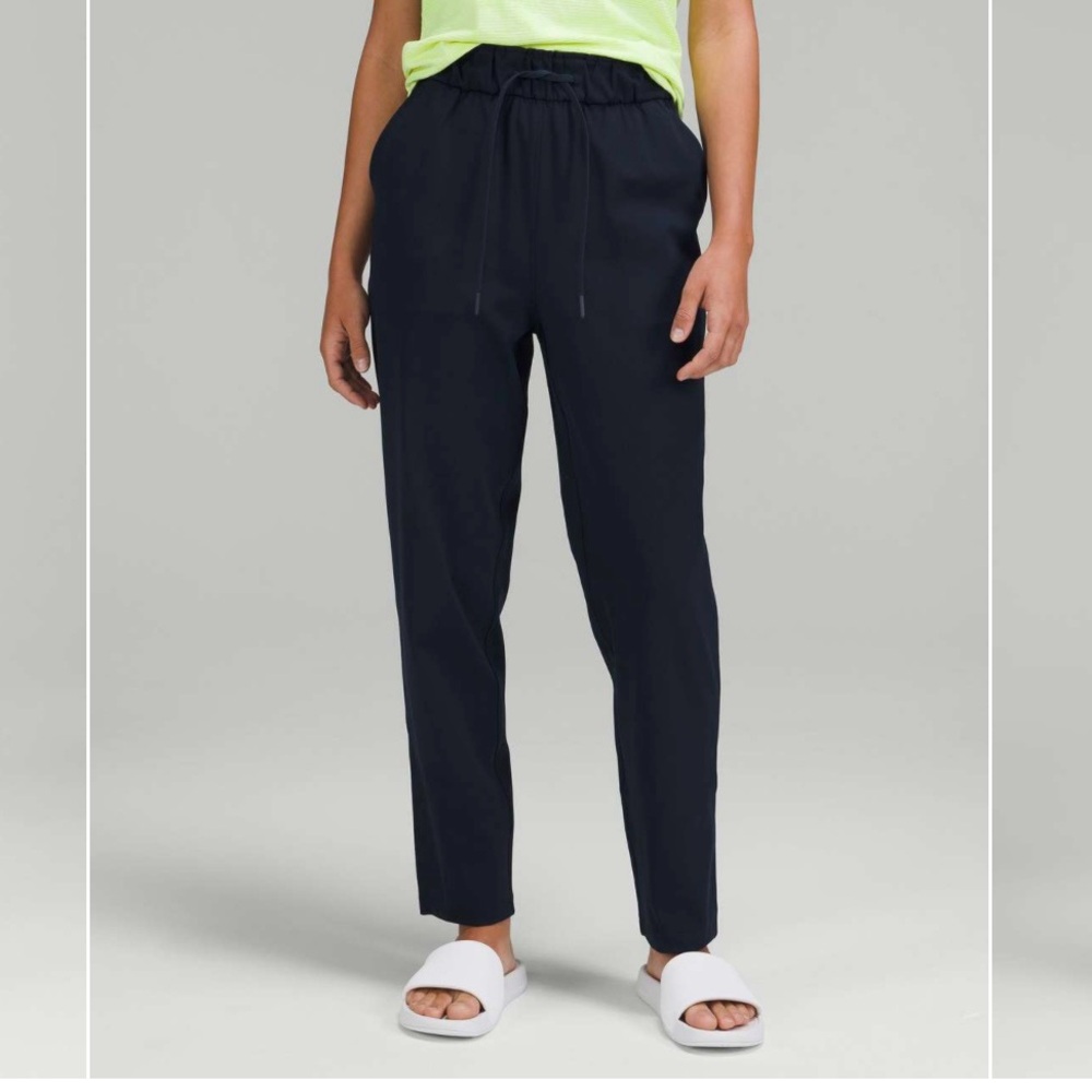 Lululemon Stretch High-Rise Pant 7/8 Length
True Navy